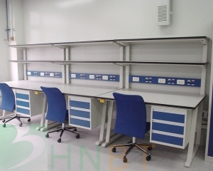 湖南防靜（jìng）電工作（zuò）台-01